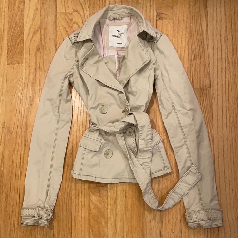 Abercrombie kids tan pea coat / trench coat